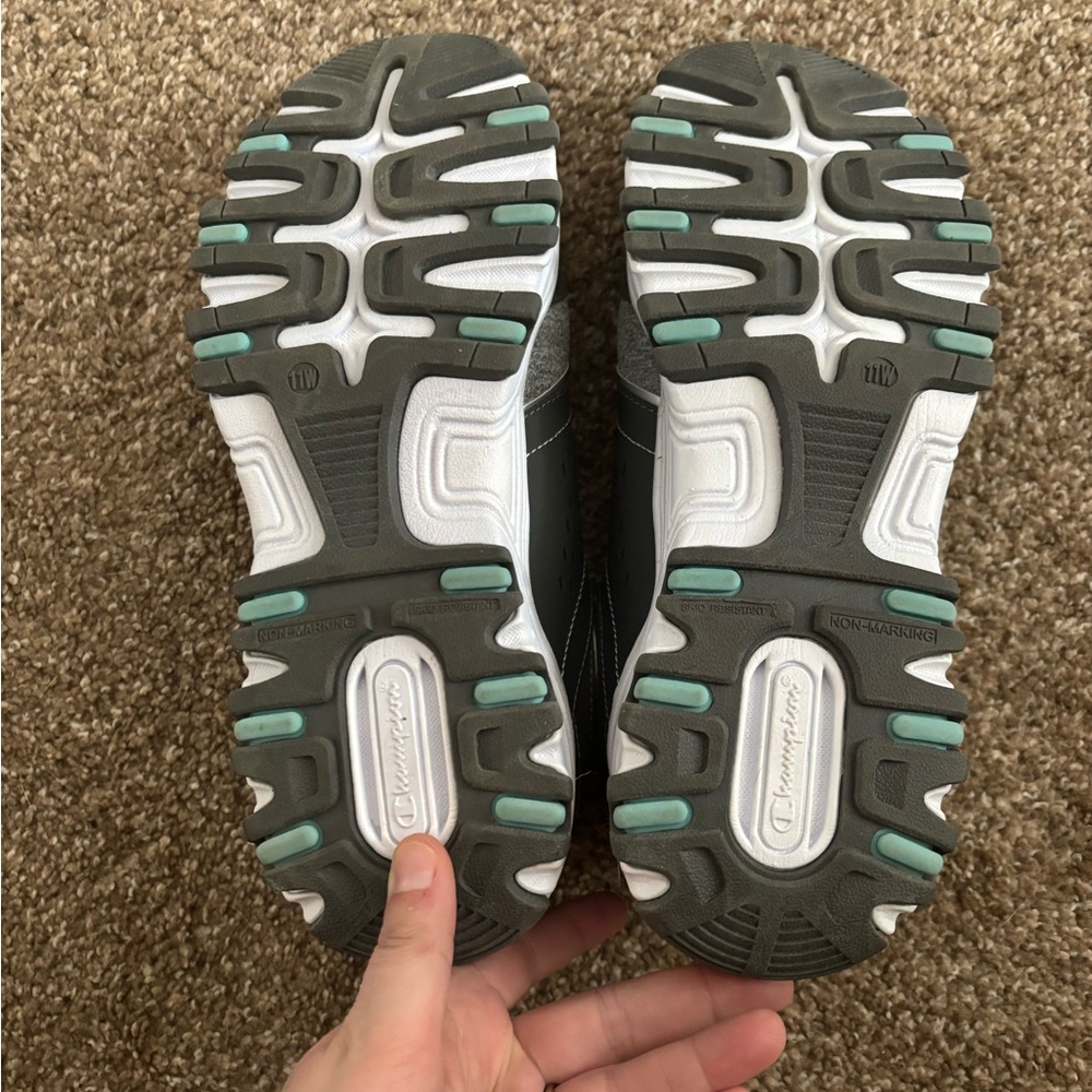 NWOT Woman’s 11W Champion Margaret Runners - Picture 3 of 8